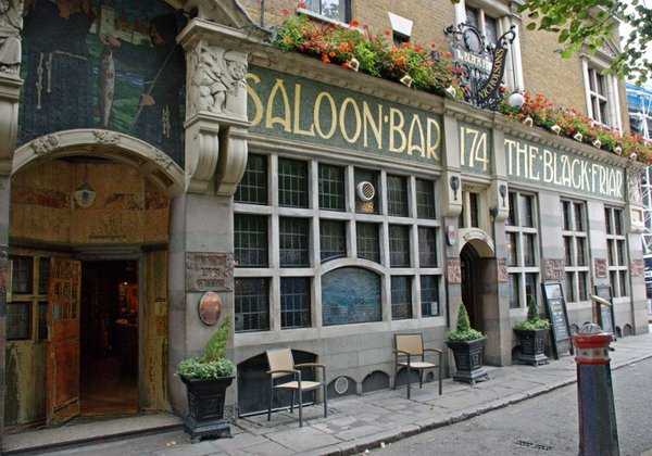 Historical Inns and Taverns Tour